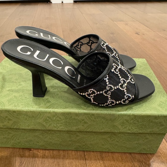Authentic Gucci Heel - Picture 2 of 6